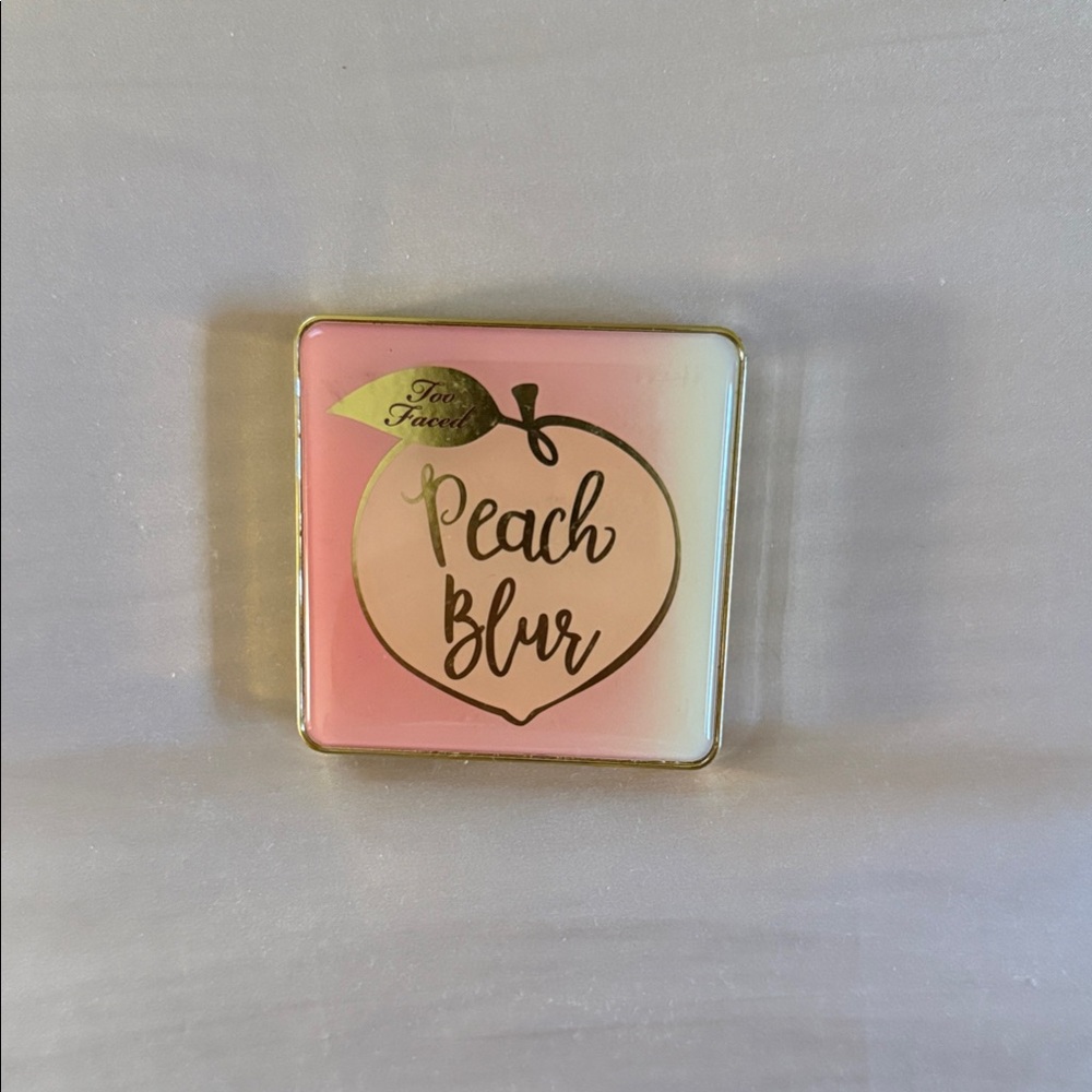 Too Faced Peach Blur Compact - Pink and Cream